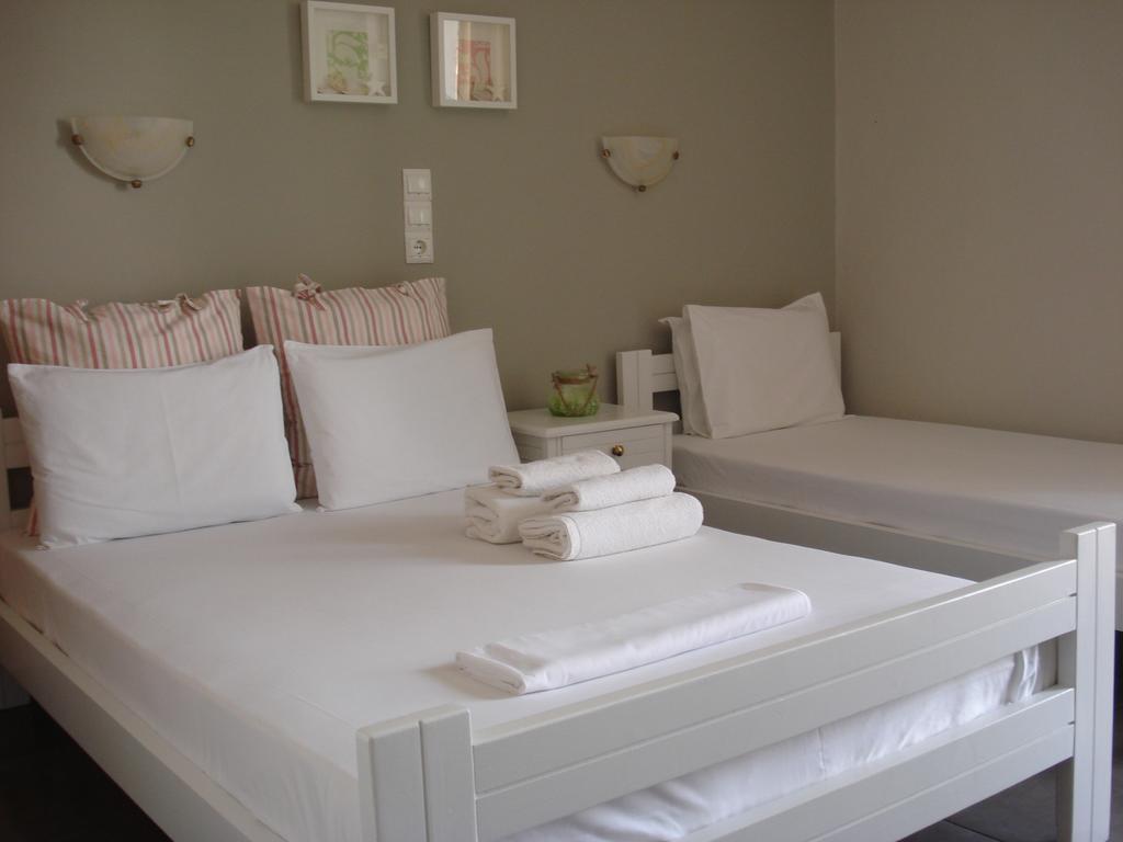 Kochili Apartments Néos Pírgos Δωμάτιο φωτογραφία