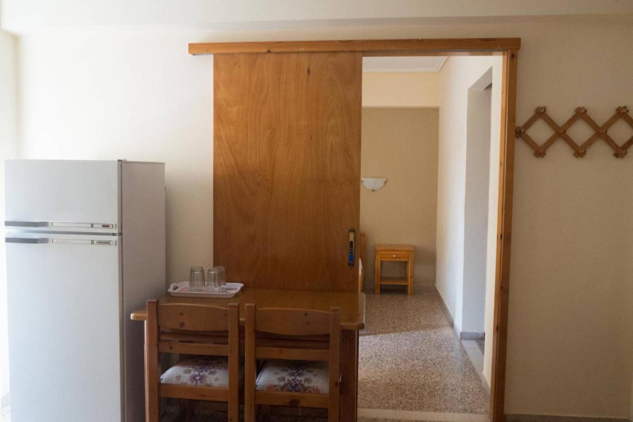 Kochili Apartments Néos Pírgos Εξωτερικό φωτογραφία