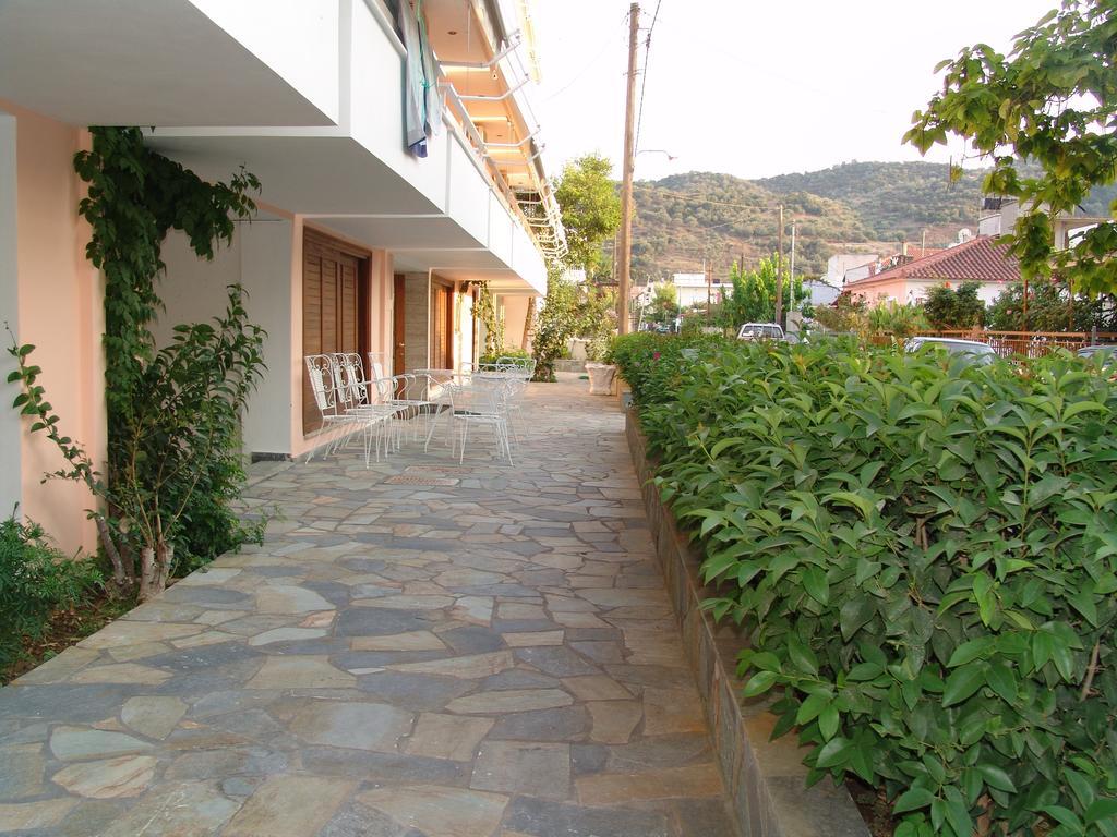 Kochili Apartments Néos Pírgos Εξωτερικό φωτογραφία